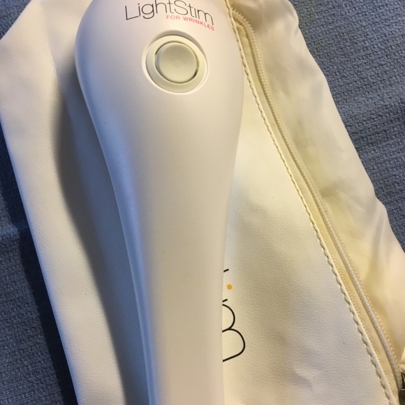 Lightstim for wrinkles-used a few times - Picture 5 of 6